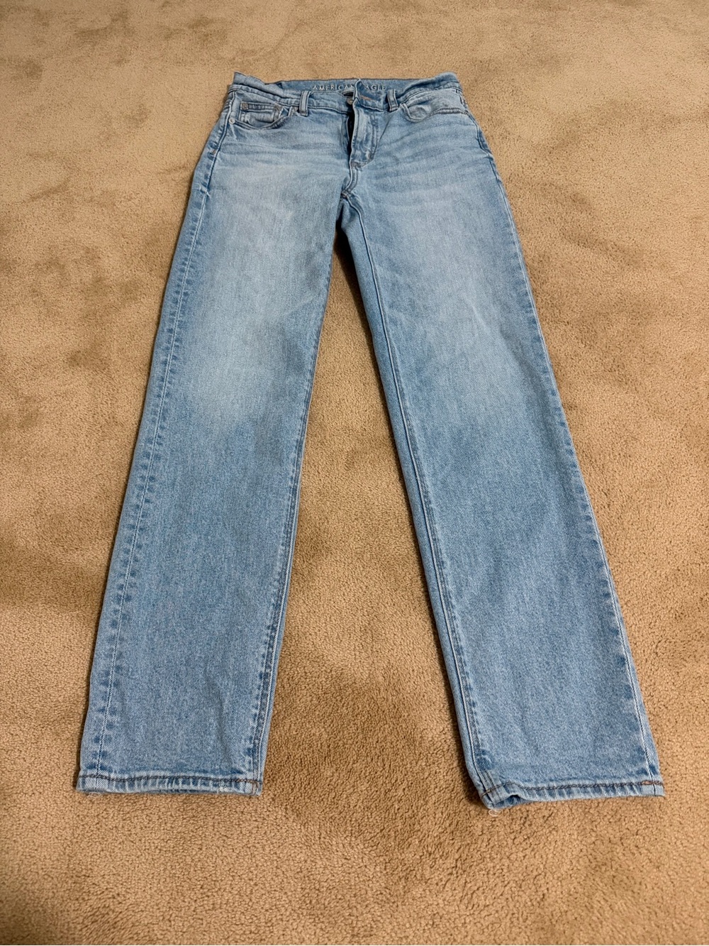 AE Super High Rise Straight-Leg Jeans